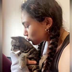 Meet your Posher, Chloe